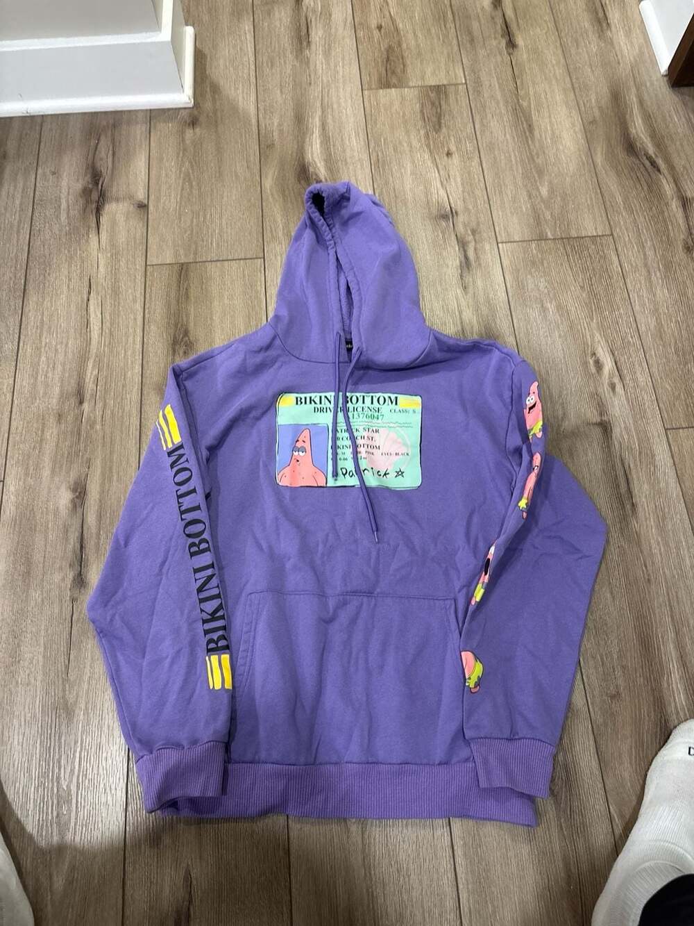 Nickelodeon Patrick Star Bikini Bottom Driver License Purple Hoodie size M stain